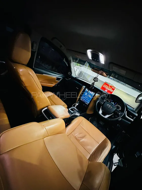 Toyota Fortuner 2019 for Sale in Multan Toyota Fortuner 2019 for Sale in Multan Image-7