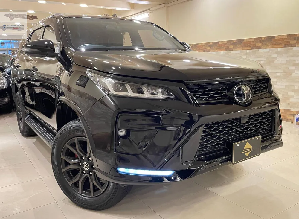 Toyota Fortuner 2023 for Sale in Karachi Toyota Fortuner 2023 for Sale in Karachi Image-4