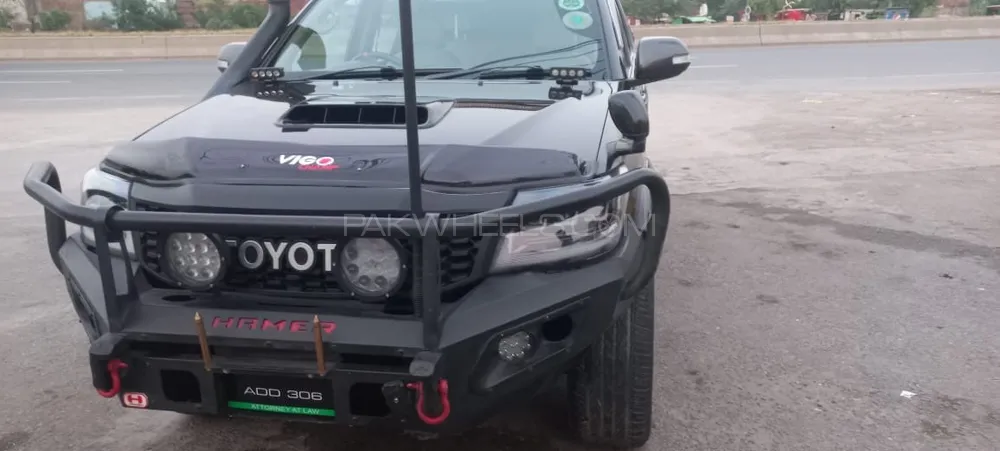 Toyota Hilux 2012 for Sale in Lahore Toyota Hilux 2012 for Sale in Lahore Image-3