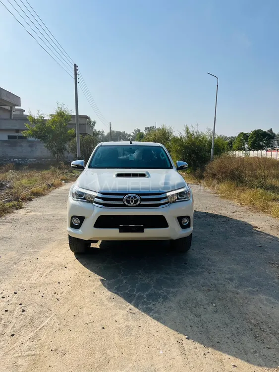 Toyota Hilux 2017 for Sale in Islamabad Toyota Hilux 2017 for Sale in Islamabad Image-4