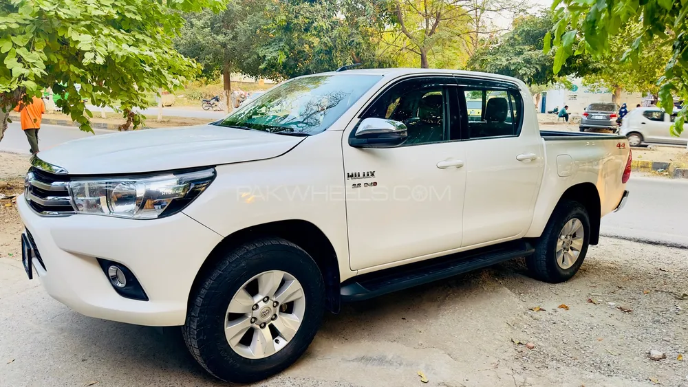 Toyota Hilux 2019 for Sale in Islamabad Toyota Hilux 2019 for Sale in Islamabad Image-2