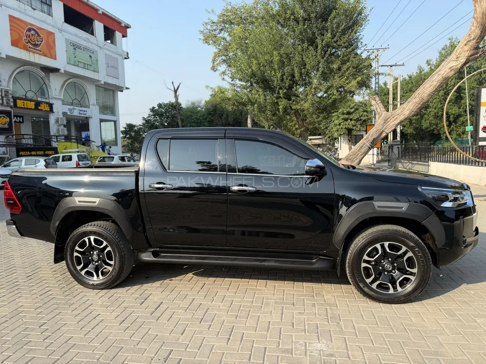 ٹویوٹا ہائیلکس 2022 for Sale in سیالکوٹ ٹویوٹا ہائیلکس 2022 for Sale in سیالکوٹ Image-3
