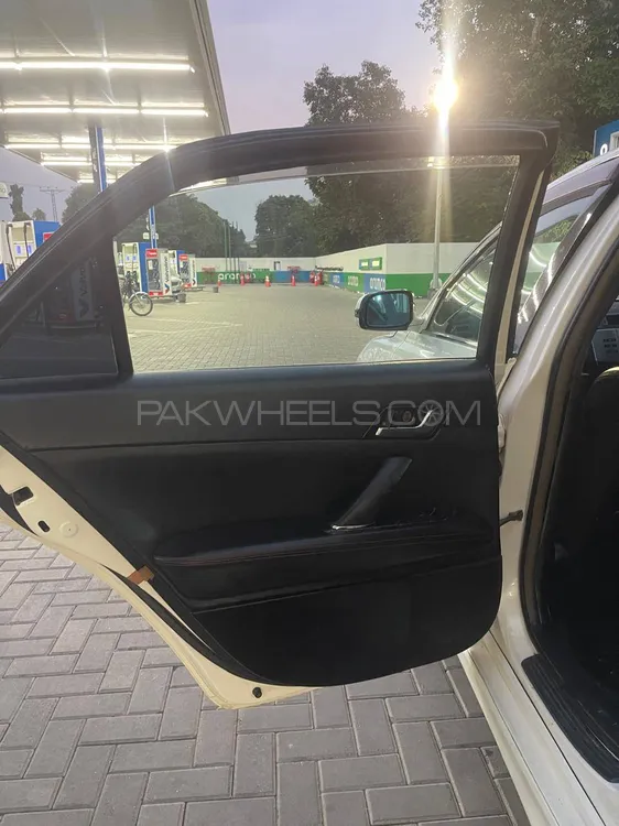 Toyota Mark X 2006 for Sale in Sialkot Toyota Mark X 2006 for Sale in Sialkot Image-15