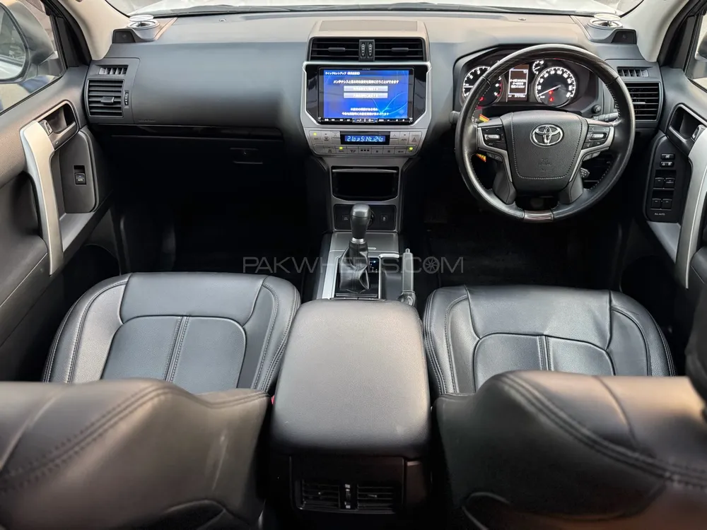 ٹویوٹا پراڈو 2019 for Sale in لاہور ٹویوٹا پراڈو 2019 for Sale in لاہور Image-8