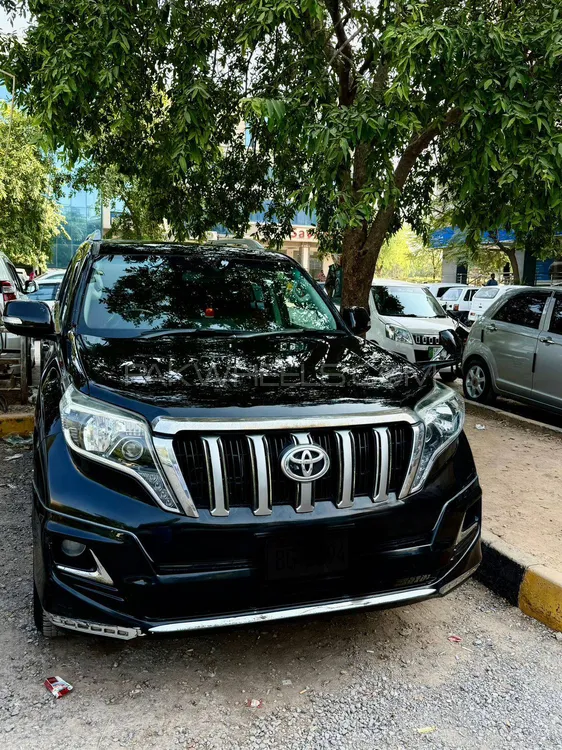 Toyota Prado 2010 for Sale in Islamabad Image-1