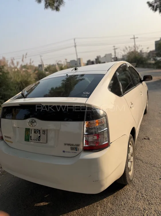 Toyota Prius 2007 for Sale in Okara Toyota Prius 2007 for Sale in Okara Image-7