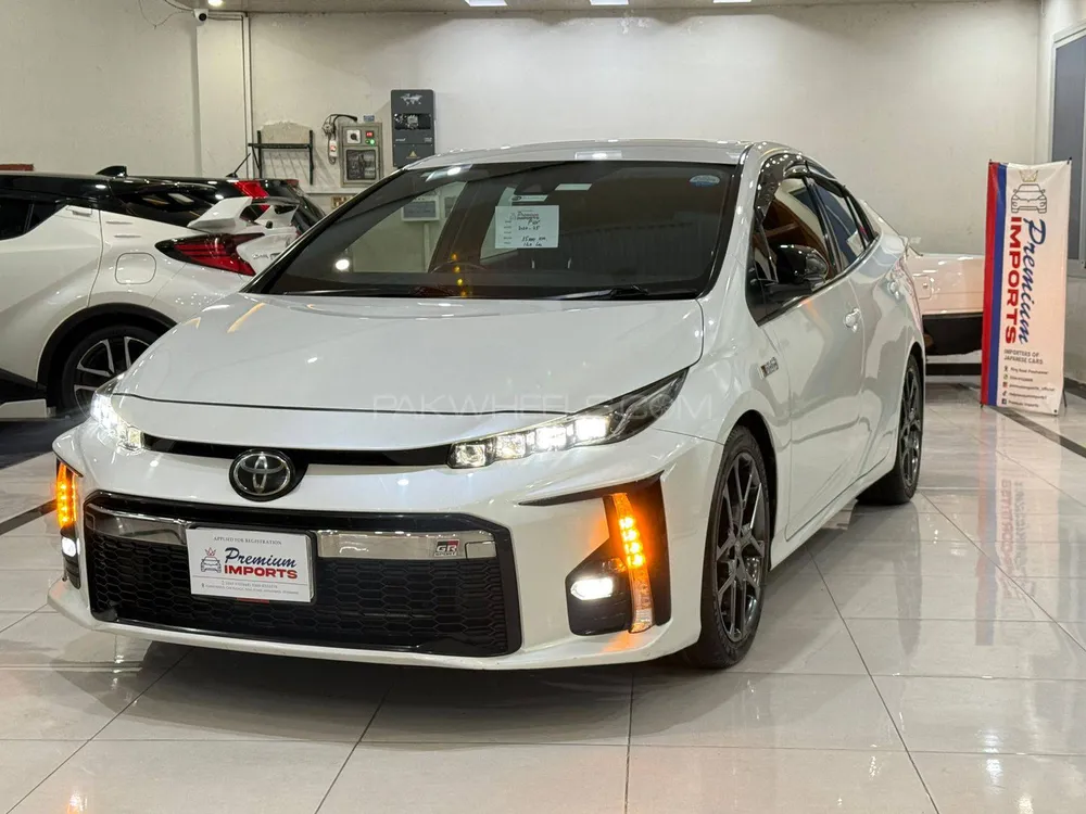 Toyota Prius 2020 for Sale in Peshawar Image-1