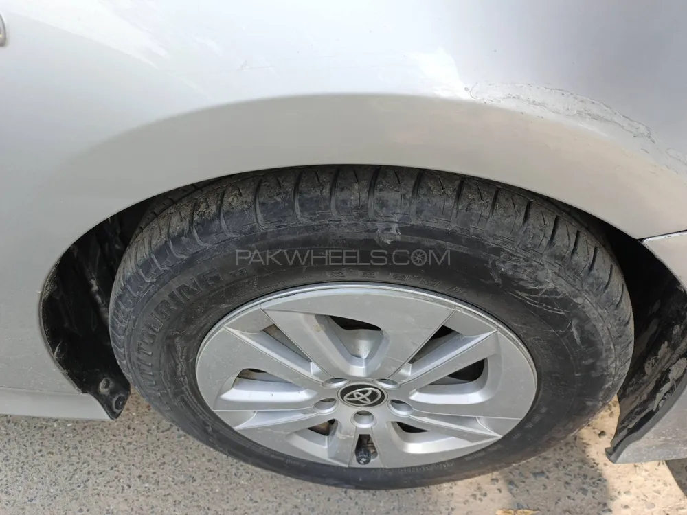 Toyota Prius 2016 for Sale in Lahore Toyota Prius 2016 for Sale in Lahore Image-4