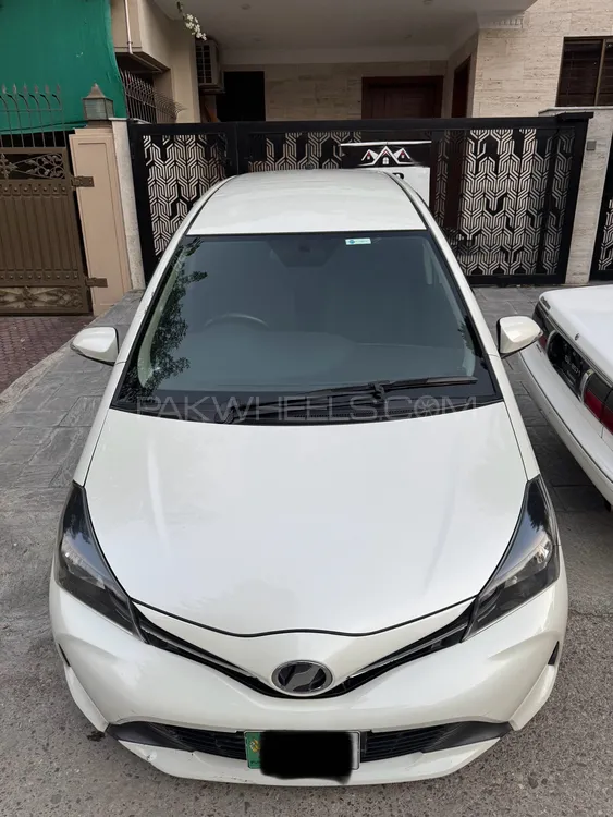 Toyota Vitz 2015 for Sale in Islamabad Toyota Vitz 2015 for Sale in Islamabad Image-2