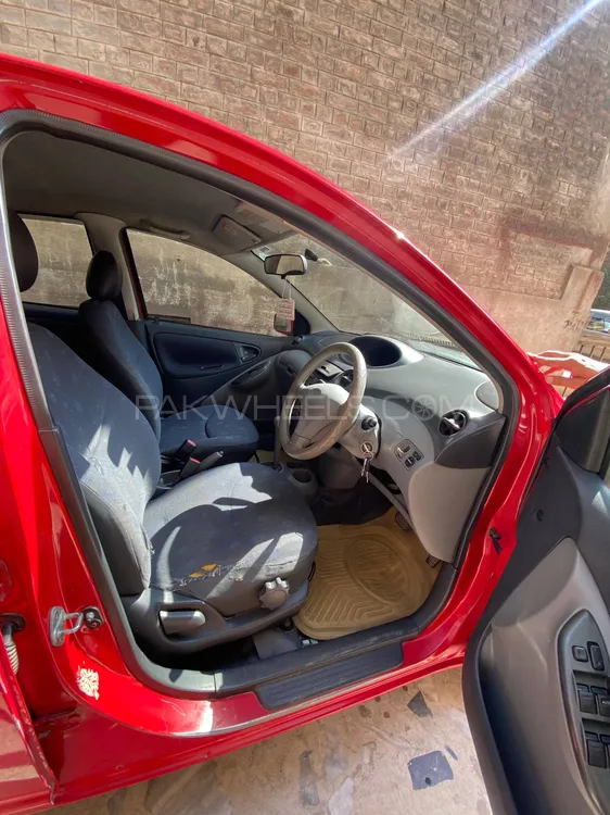 Toyota Vitz 2001 for Sale in Peshawar Toyota Vitz 2001 for Sale in Peshawar Image-6