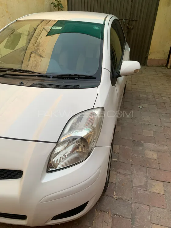Toyota Vitz 2010 for Sale in Mardan Toyota Vitz 2010 for Sale in Mardan Image-3