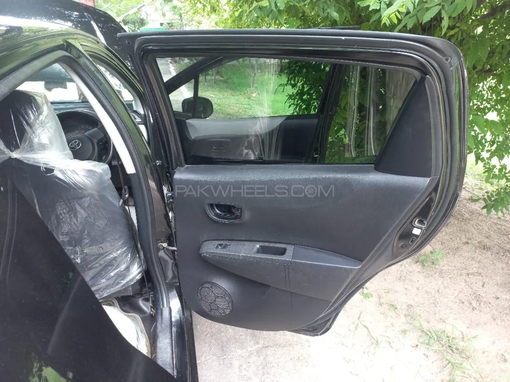 Toyota Vitz 2011 for Sale in Jhelum Toyota Vitz 2011 for Sale in Jhelum Image-4