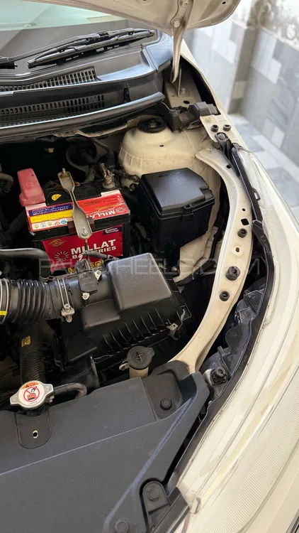 Toyota Yaris Sedan 2021 for Sale in Faisalabad Toyota Yaris Sedan 2021 for Sale in Faisalabad Image-12