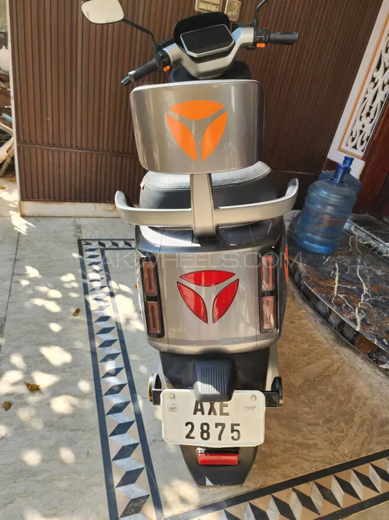 Yadea Epoc-H 2024 for Sale Image-1