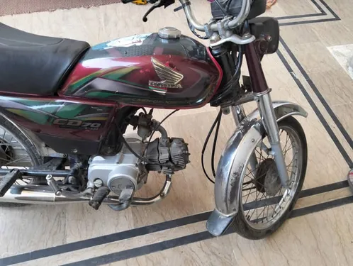 Honda CD 70 2022
