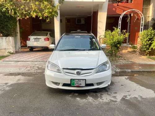 Honda Civic EXi 2005