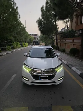 Honda Vezel Hybrid Z Honda Sensing  2020