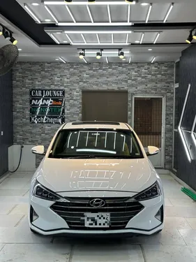 Hyundai Elantra GLS 2021