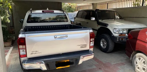 Isuzu D-Max V-Cross Automatic 3.0 2019