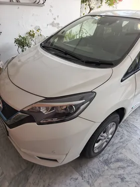 Nissan Note e-Power X V Selection 2019