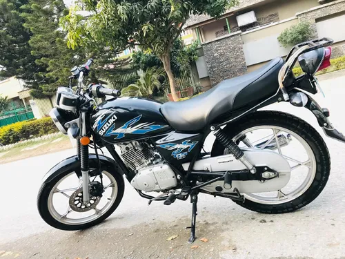 Suzuki GS 150 2020