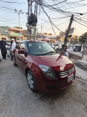 Suzuki Swift DLX 1.3 2012
