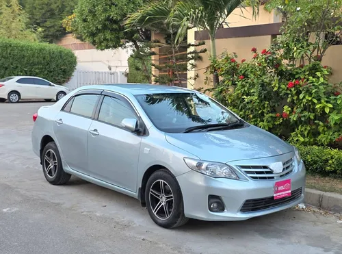 Toyota Corolla GLi Automatic Limited Edition 1.6 VVTi 2014