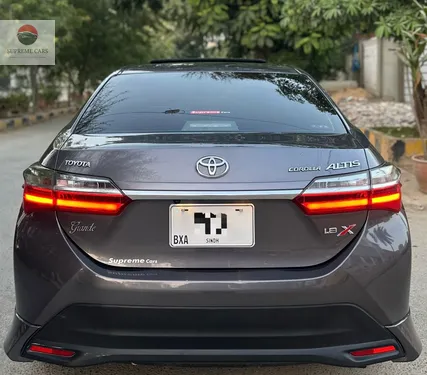 Toyota Corolla Altis Grande X CVT-i 1.8 Beige Interior 2022 for Sale Toyota Corolla Altis Grande X CVT-i 1.8 Beige Interior 2022 for Sale