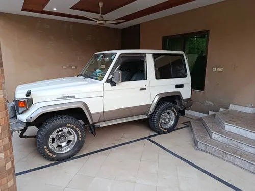 Toyota Land Cruiser RKR 1987