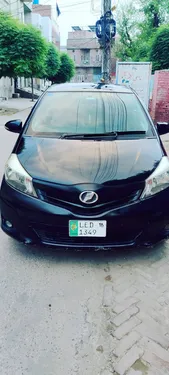 Toyota Vitz F 1.0 2016