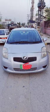 Toyota Vitz 2006