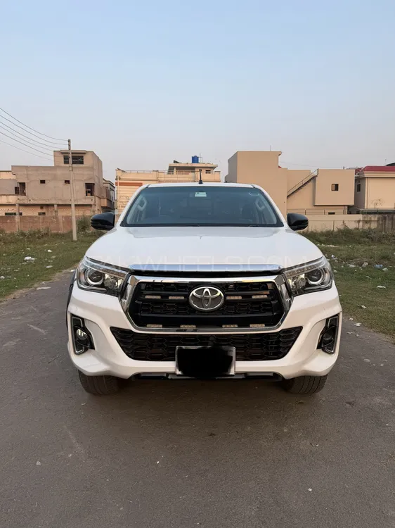 Toyota Hilux 2020 for Sale in Gujranwala Toyota Hilux 2020 for Sale in Gujranwala Image-1