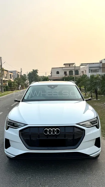 Audi e-tron 2020 for Sale in Lahore Audi e-tron 2020 for Sale in Lahore Image-15