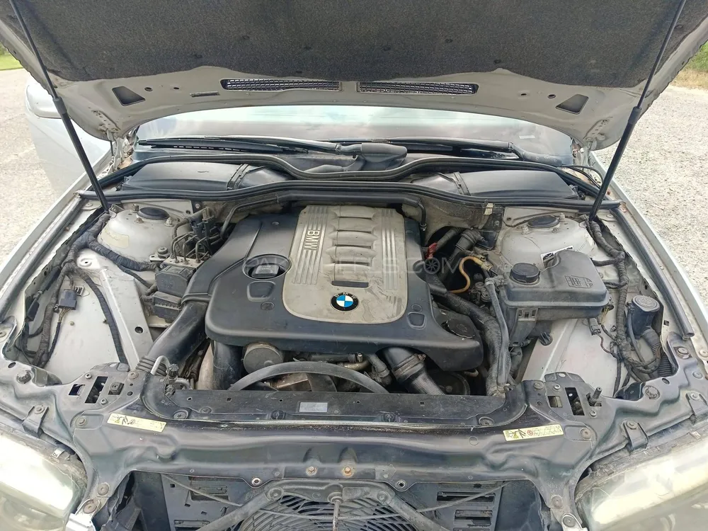 BMW 7 Series 2004 for Sale in Lahore BMW 7 Series 2004 for Sale in Lahore Image-10