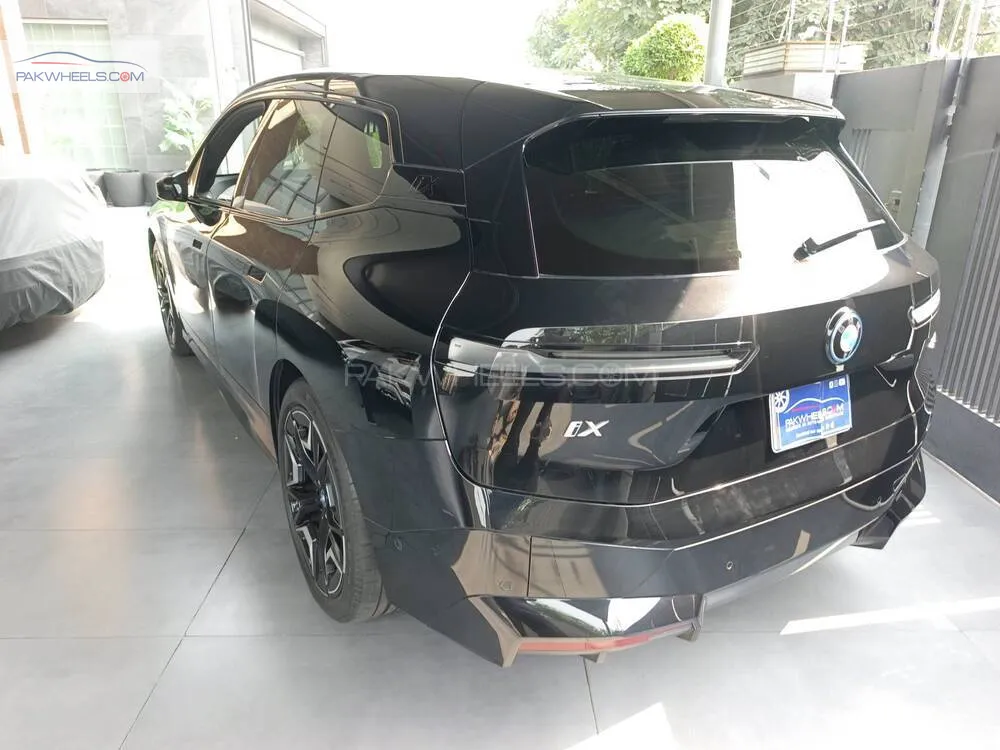 BMW iX 2023 for Sale in Lahore BMW iX 2023 for Sale in Lahore Image-5