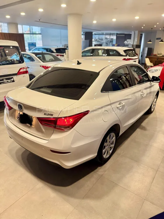 Changan Alsvin 2025 for Sale in Lahore Changan Alsvin 2025 for Sale in Lahore Image-4