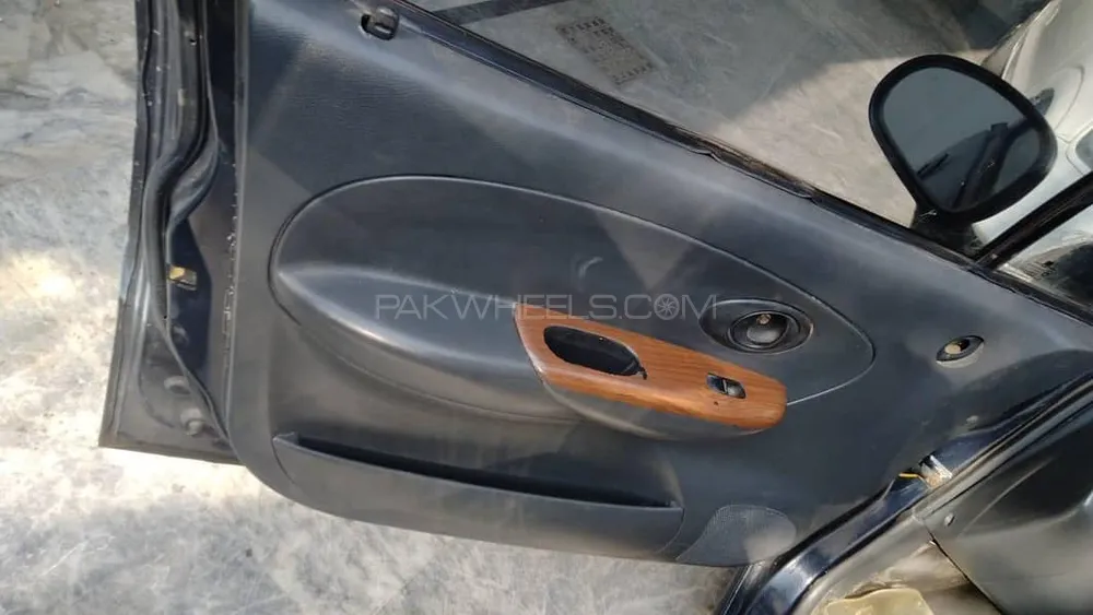 Chevrolet Exclusive 2003 for Sale in Lahore Chevrolet Exclusive 2003 for Sale in Lahore Image-3