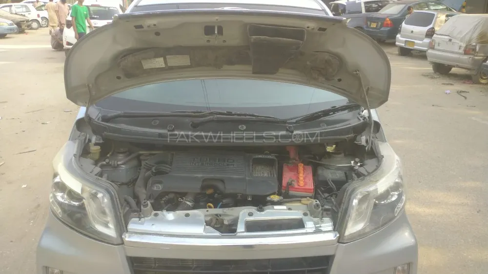 Daihatsu Move 2014 for Sale in Karachi Daihatsu Move 2014 for Sale in Karachi Image-11