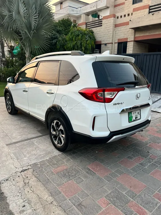 Honda BR-V 2020 for Sale in Lahore Honda BR-V 2020 for Sale in Lahore Image-6