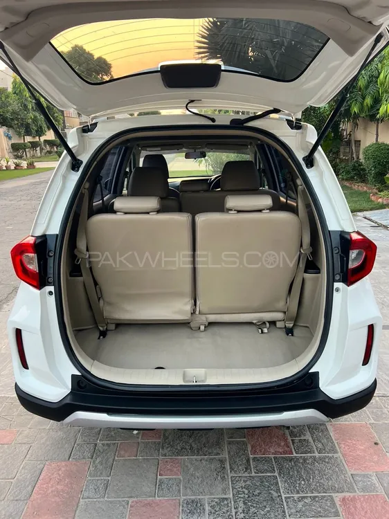 Honda BR-V 2020 for Sale in Lahore Honda BR-V 2020 for Sale in Lahore Image-13