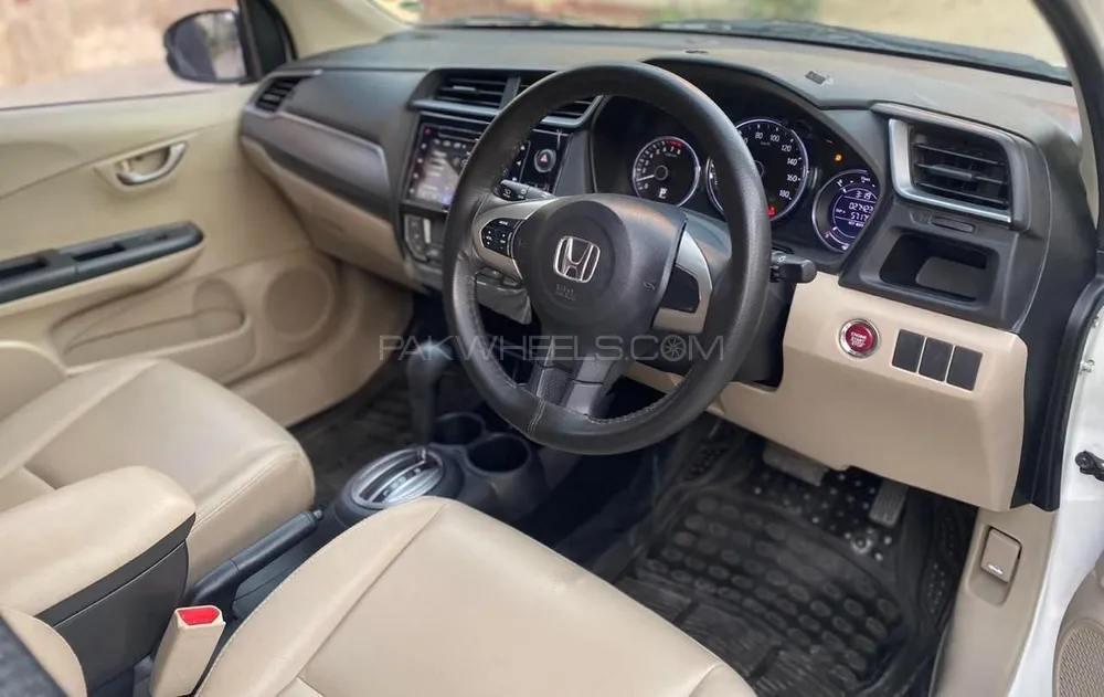 Honda BR-V 2021 for Sale in Karachi Honda BR-V 2021 for Sale in Karachi Image-11