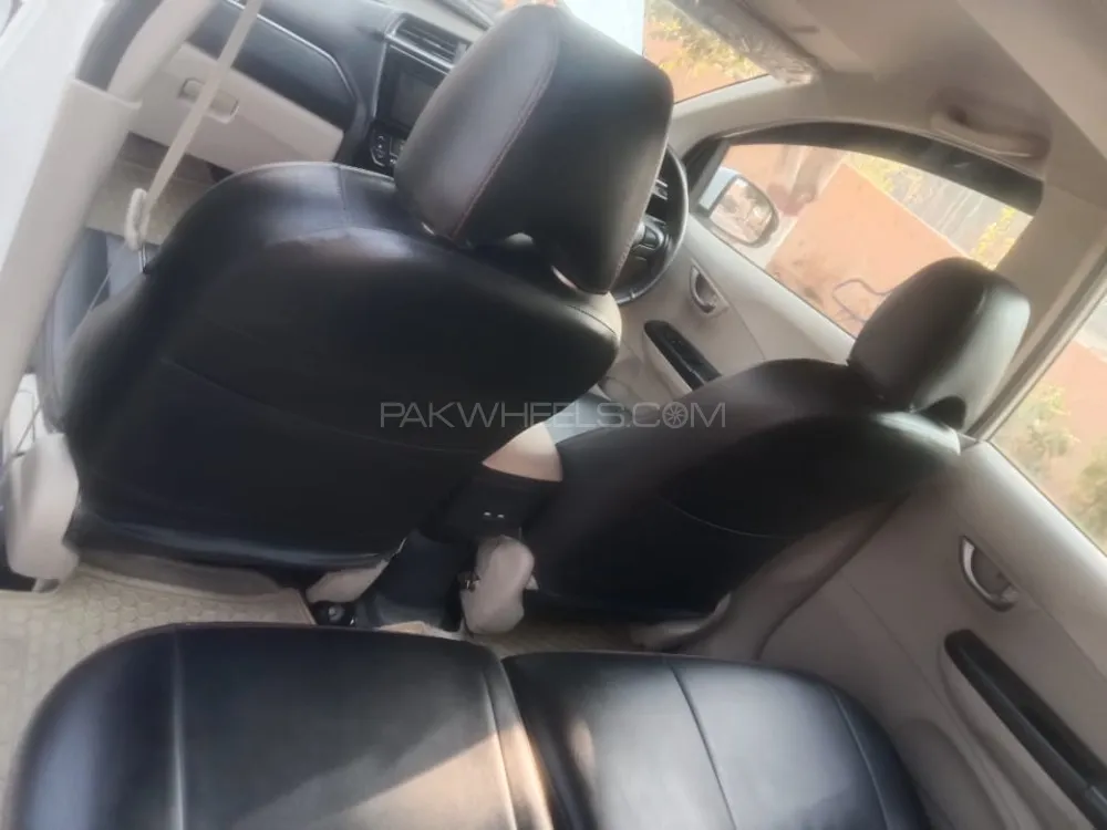 Honda BR-V 2022 for Sale in Sheikhupura Honda BR-V 2022 for Sale in Sheikhupura Image-11