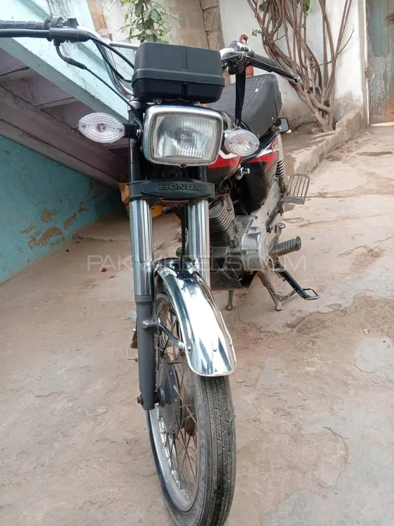 Honda CD 70 2017 for Sale Honda CD 70 2017 for Sale Image-4