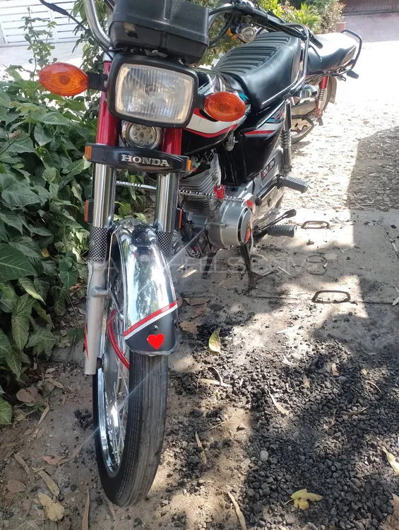 Honda CG 125 2015 for Sale Honda CG 125 2015 for Sale Image-4