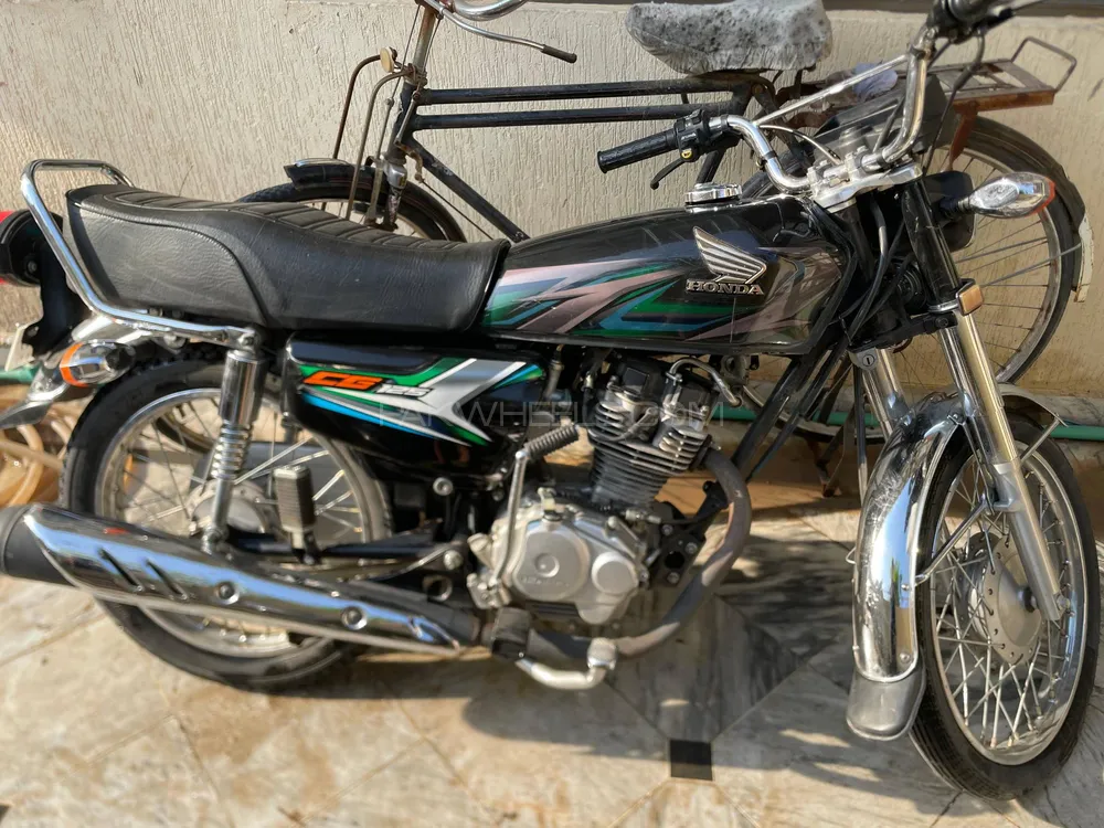 Honda CG 125 2023 for Sale Honda CG 125 2023 for Sale Image-3