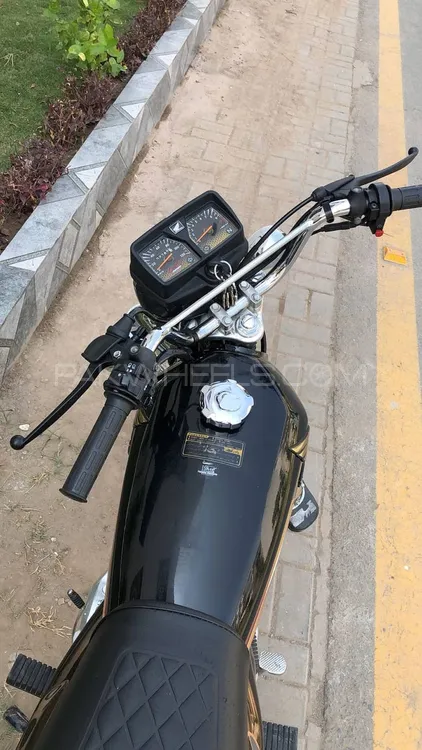 Honda CG 125 Special Edition 2024 for Sale Honda CG 125 Special Edition 2024 for Sale Image-1