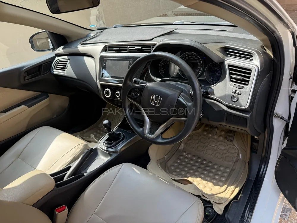 Honda City 2021 for Sale in Bahawalpur Honda City 2021 for Sale in Bahawalpur Image-9