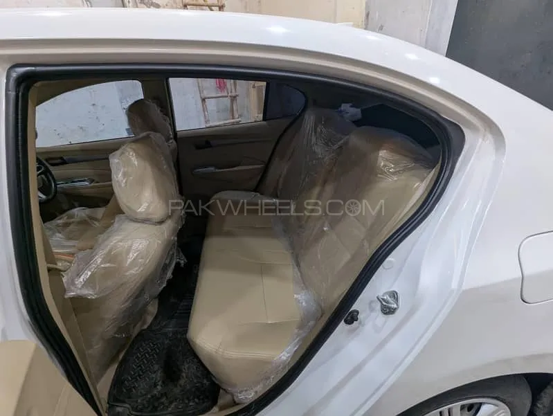Honda City 2021 for Sale in Dera ismail khan Honda City 2021 for Sale in Dera ismail khan Image-4