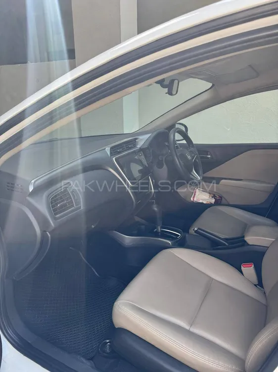 Honda City 2022 for Sale in Islamabad Honda City 2022 for Sale in Islamabad Image-5