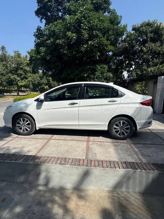 Honda City 2022 for Sale in Islamabad Honda City 2022 for Sale in Islamabad Image-3